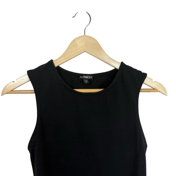Express Women’s Classic Crewneck Cropped Wide Strap Tank Black XS - Picture 2 of 5